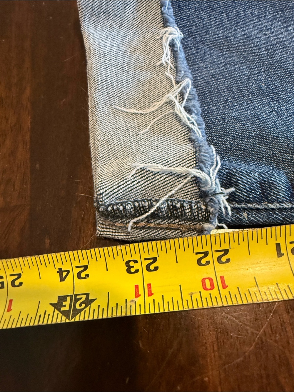 Evereve Women's Medium Blue Boyfriend Jeans - Picture 3 of 3